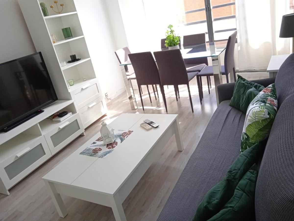 Apartamento Con Encanto 'Larios Luxy' Lägenhet Málaga Exteriör bild