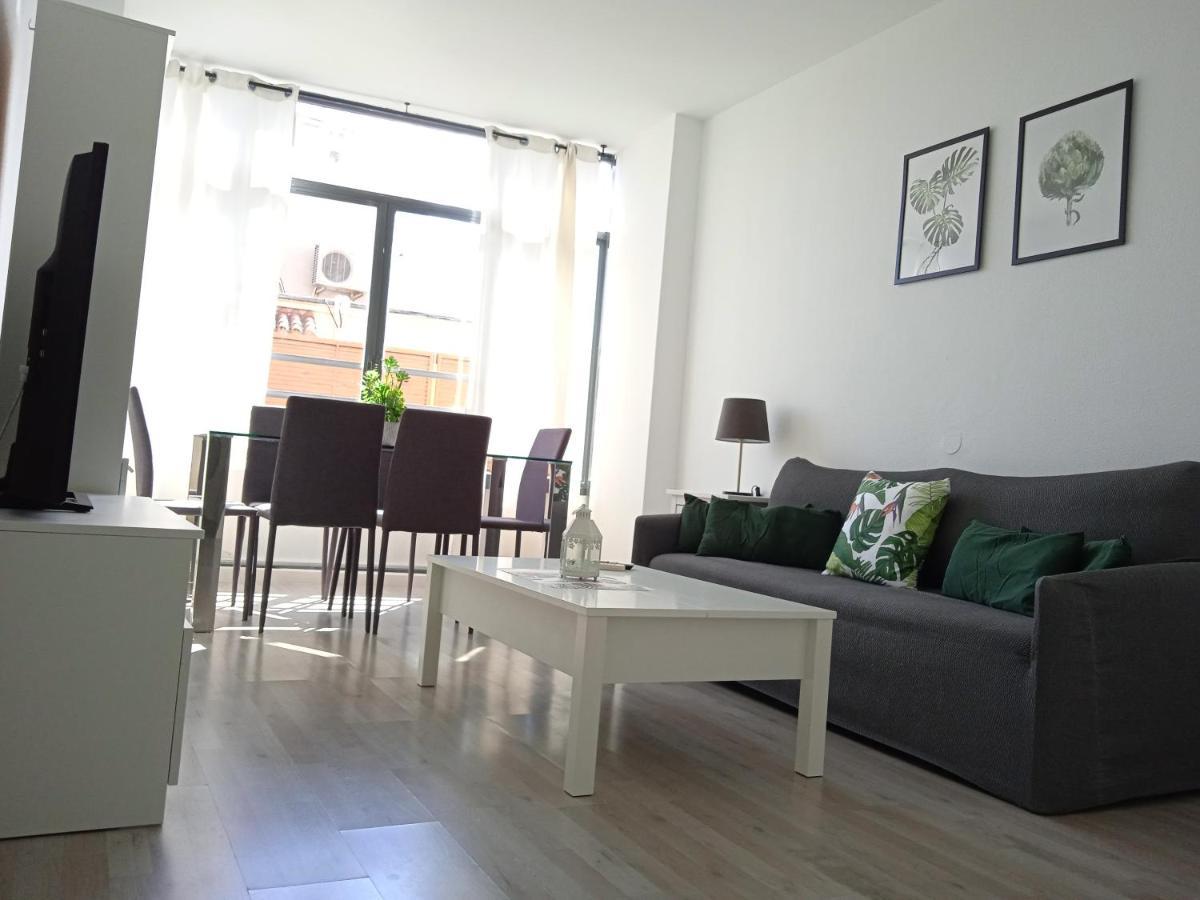 Apartamento Con Encanto 'Larios Luxy' Lägenhet Málaga Exteriör bild