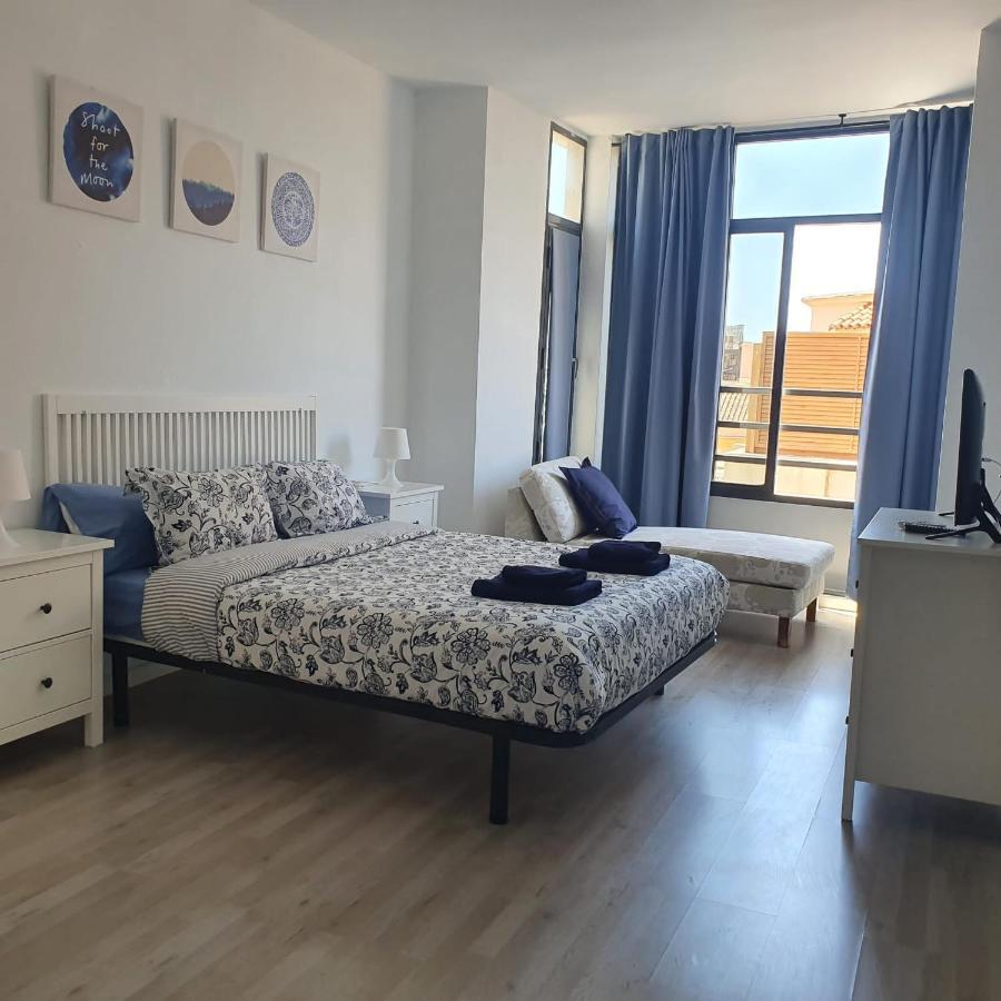 Apartamento Con Encanto 'Larios Luxy' Lägenhet Málaga Exteriör bild